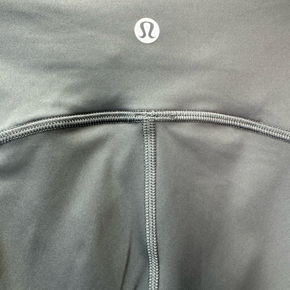 Lululemon Dark gray Perforated Leggings size 4 - Picture 6 of 12
